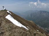 Salita dalla Culmine di S. Pietro ( 1265 m.) al Due Mani-Zucco di Desio ( 1656 m) il 28 aprile 2010 - FOTOGALLERY 
